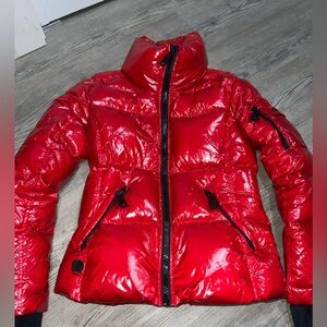 Womens SAM. coat size medium worn 2x still like new in perfect condition